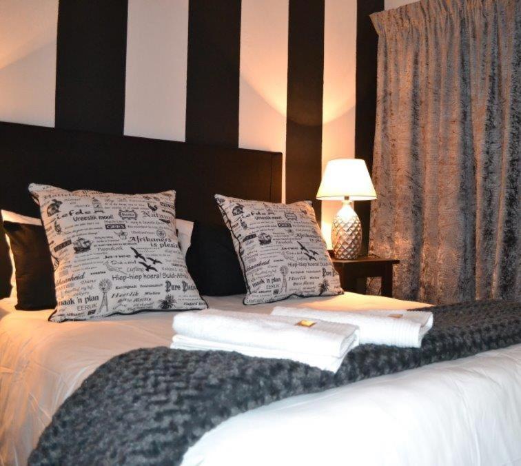 7 Cities Guesthouse Cradock Bagian luar foto