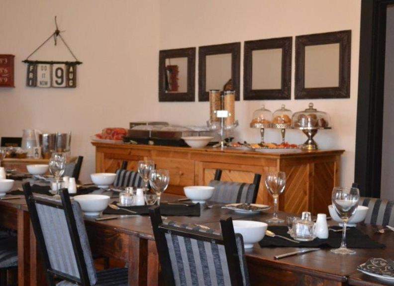 7 Cities Guesthouse Cradock Bagian luar foto