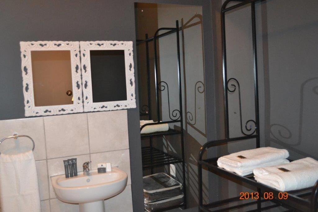 7 Cities Guesthouse Cradock Bagian luar foto